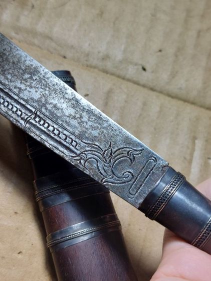 เครื่องรางมีดหมอหลวงพ่อเดิมวัดหนองโพลายน่องสิงห์ใบ 5 นิ้วยาวรวม 9 นิ้ว รูปที่ 11