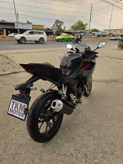 ขายด่วน honda cbr150r ปี 2022 รูปที่ 7
