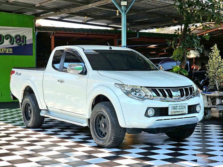 รถ Mitsubishi Triton 2.4 GLS Plus สี ขาว