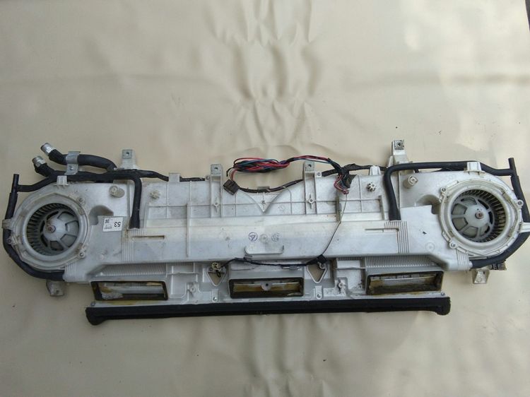 ขาย อะไหล่ รถตู้ มือสอง ของแท้ ตรงรุ่น โฉมปี 2005 – 2013