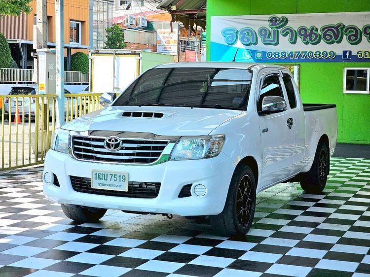 Toyota Hilux Vigo Champ 2015 Smart Cab 2.5 E Pickup ดีเซล ไม่ติดแก๊ส เกียร์ธรรมดา ขาว รูปที่ 2