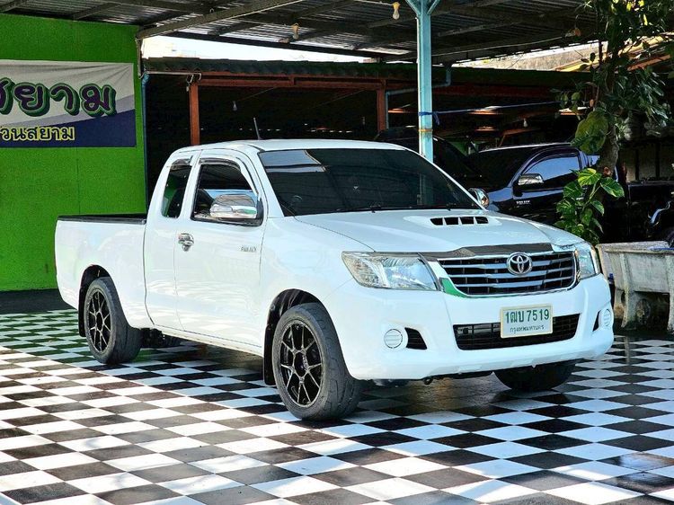 Toyota Hilux Vigo Champ 2015 Smart Cab 2.5 E Pickup ดีเซล ไม่ติดแก๊ส เกียร์ธรรมดา ขาว