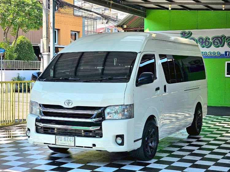 Toyota Commuter 2011 2.5 Van ดีเซล ไม่ติดแก๊ส เกียร์ธรรมดา ขาว รูปที่ 2
