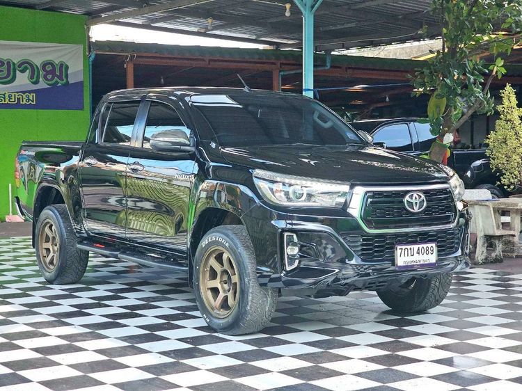 รถ Toyota Hilux Revo 2.4 Prerunner E Plus สี ดำ