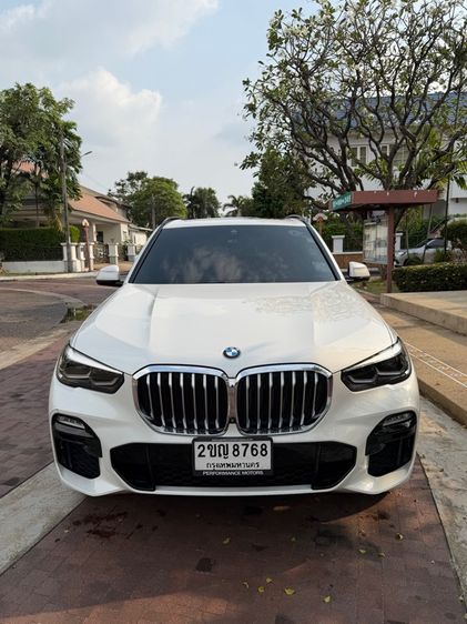 รถ BMW X5 3.0 xDrive45e M Sport 4WD สี ขาว