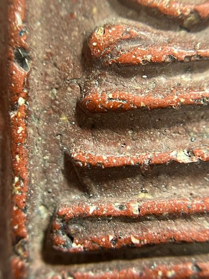 พระสมเด็จพิมพ์ใหญ่หลังอักษรจีนเนื้อสีแดง รูปที่ 9