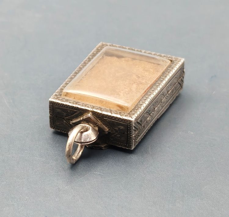 พระสมเด็จ ตลับเงิน  รูปที่ 8