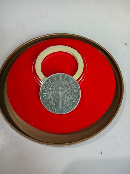 เหรียญหนึ่งบาท ร.6 รูปที่ 4