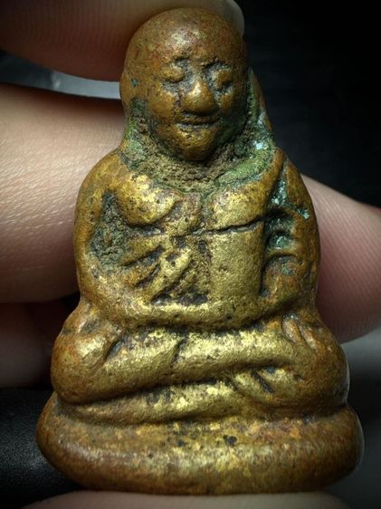 หลวงพ่อเงินพิมพ์ขี้ตา