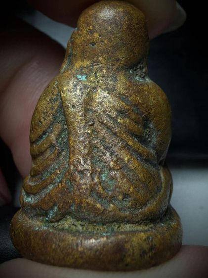 หลวงพ่อเงินพิมพ์ขี้ตา รูปที่ 2