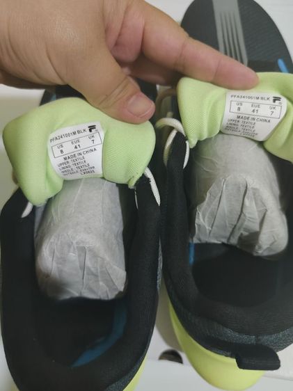 ปล่อยต่อรองเท้าวิ่ง Fila แท้ ใส่เอง สภาพ 98 เปอร์เซ็นต์ ตำหนิมีแค่ซับในตามภาพเลย ส่งให้ฟรี  รูปที่ 6