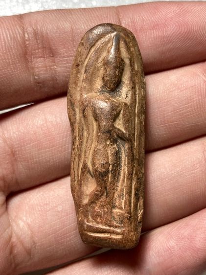 พระลีลาเนื้อดินสวย