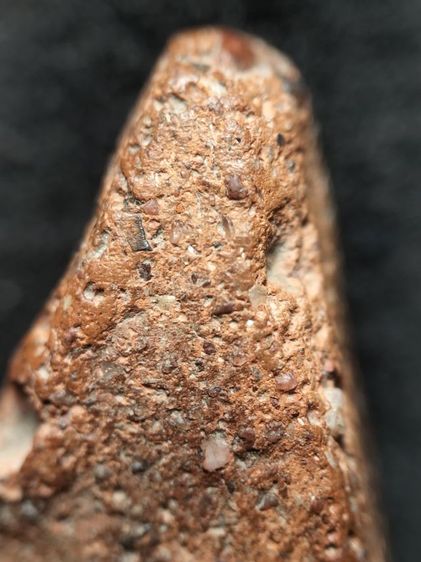 พระนางพญาเนื้อดินพิษณุโลกครับ รูปที่ 8