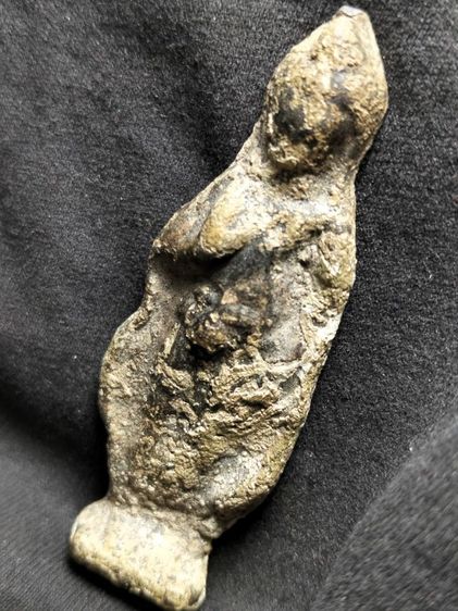 พระร่วงเนื้อตะกั่วสนิมแดงครับ รูปที่ 12