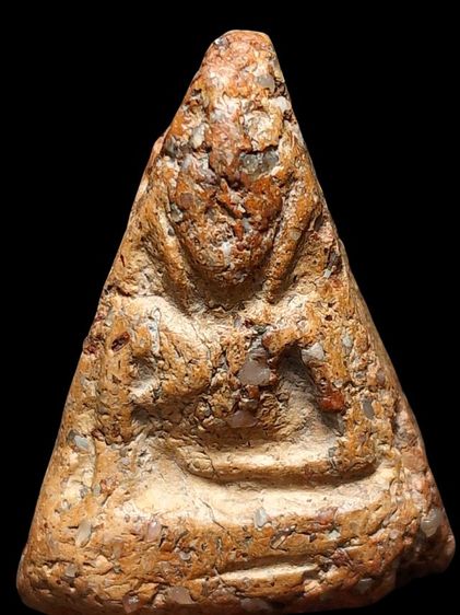 พระนางพญาพิษณุโลกครับ