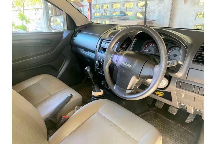 Isuzu D-MAX 2016 1.9 Chassis Pickup ดีเซล ไม่ติดแก๊ส เกียร์ธรรมดา เทา รูปที่ 4
