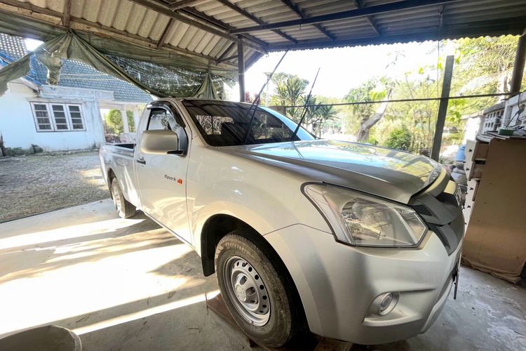 รถ Isuzu D-MAX 1.9 Chassis สี เทา