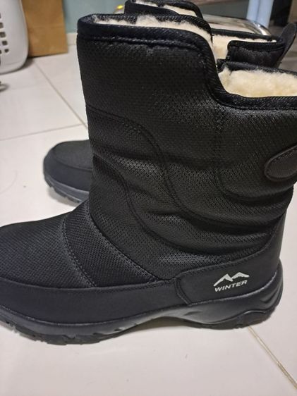 รองเท้าบูทลุยหิมะ บุขน กันลื่น เบอร์ 43 ขนาด 26.5 ยังไม่เคยใส่นะคะ ลองสวมอย่างเดียว (ต้องเผื่อใส่ถุงเท้าด้วยนะคะ) รูปที่ 3