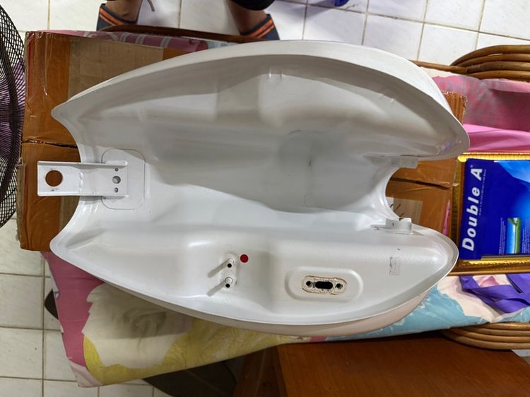 ถังน้ำมัน kawasaki W175 สีขาว รูปที่ 4