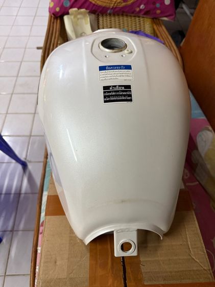 ถังน้ำมัน kawasaki W175 สีขาว รูปที่ 3