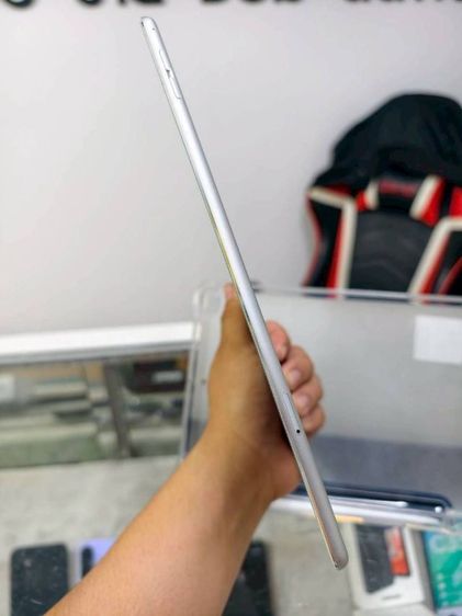 iPad air 2 128gb สวย OS ล่าสุดแล้ว ใส่ซิมได้  เครื่องบายพาส login เข้า  apple store รูปที่ 3
