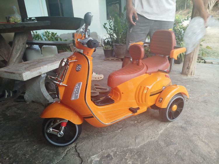 รถแบตเตอรี่เด็ก รูปที่ 2