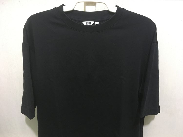 เสื้อยืด U แบรนด์ UNIQLO แพ็คคู่ (สินค้ามีตำหนิ) สีดำกับสีกากี รูปที่ 12