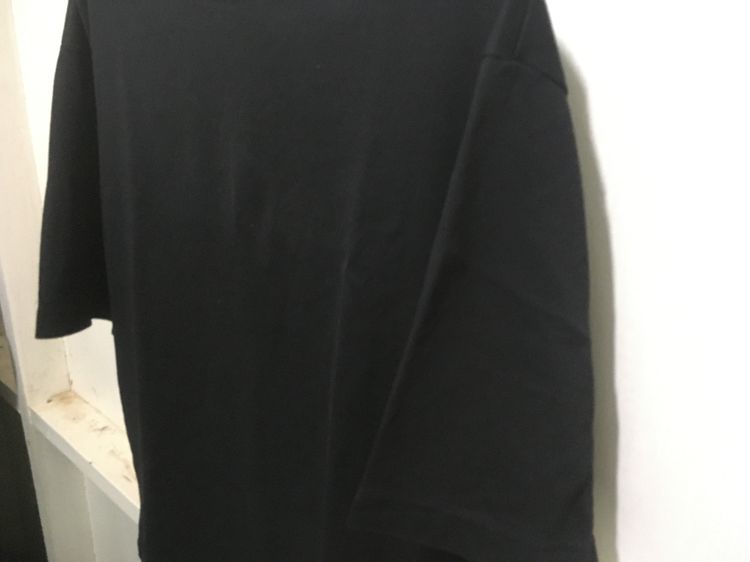 เสื้อยืด U แบรนด์ UNIQLO แพ็คคู่ (สินค้ามีตำหนิ) สีดำกับสีกากี รูปที่ 14