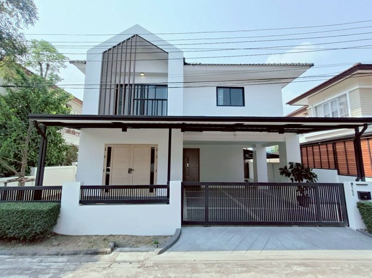 บ้านเดี่ยว 2 ชั้นหมู่บ้านมายเพลสวัชรพล