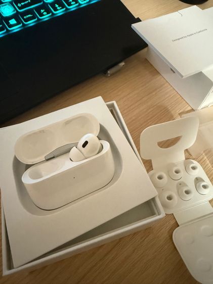 ปล่อยเคส-หูฟังข้างขวา Airpods Pro2 (Type-C)