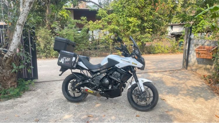 versys 650ปี2013 ออกรถไม่ตรวจแบล็คลีสครับผม รูปที่ 10