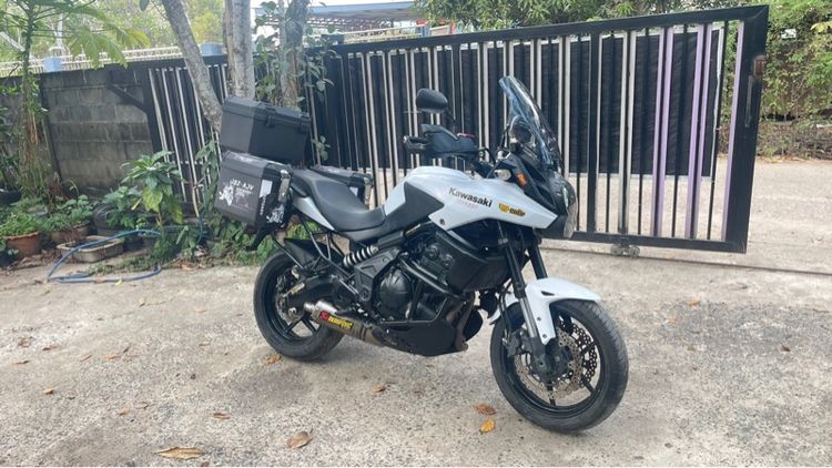 versys 650ปี2013 ออกรถไม่ตรวจแบล็คลีสครับผม รูปที่ 12