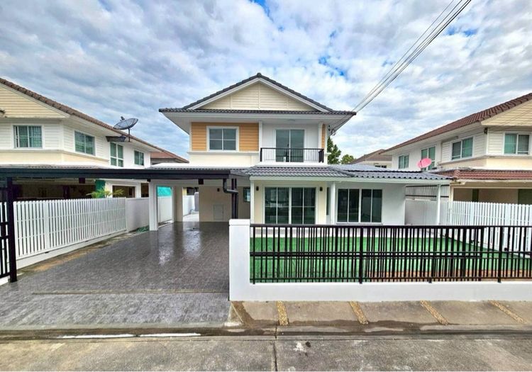 หมู่บ้านพฤกษ์ลดา คลองถนน วงแหวน รัตนาธิเบศร์ 