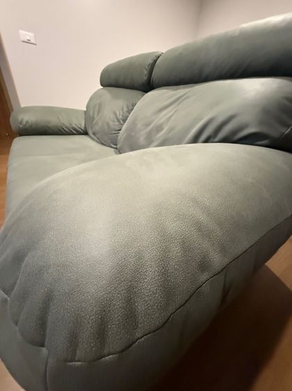 โซฟา Mid Century หนัง Alcantara สีเขียว โซฟา mcm รูปที่ 2