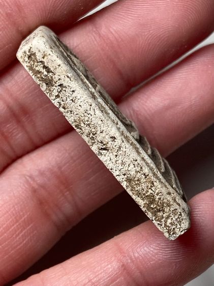 พระสมเด็จพิมพ์เส้นด้าย รูปที่ 3