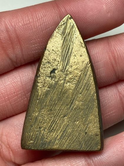 หลวงปู่ทวดเนื้อทองเหลือง รูปที่ 2