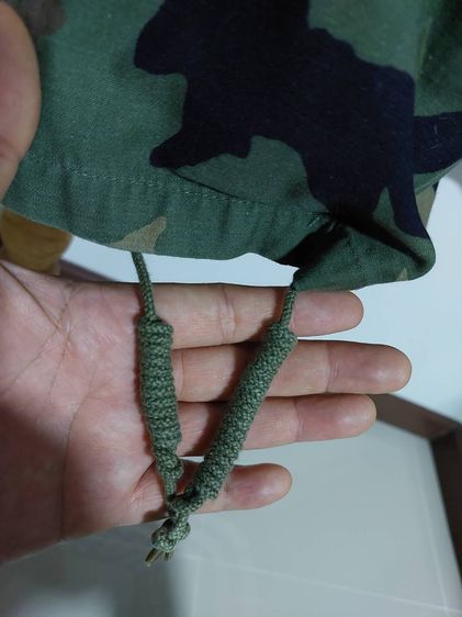 เสื้อลายพรางวู้ดแลนด์  Field Jacket M65 By John Ownber ขนาดตามป้าย Medium Short ผ้าสวยสียังเข้มอยู่ อุปกรณ์ครบทุกจุด  รูปที่ 9