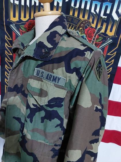 เสื้อลายพรางวู้ดแลนด์  Field Jacket M65 By John Ownber ขนาดตามป้าย Medium Short ผ้าสวยสียังเข้มอยู่ อุปกรณ์ครบทุกจุด  รูปที่ 4