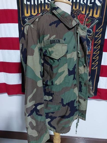 เสื้อลายพรางวู้ดแลนด์  Field Jacket M65 By John Ownber ขนาดตามป้าย Medium Short ผ้าสวยสียังเข้มอยู่ อุปกรณ์ครบทุกจุด  รูปที่ 3