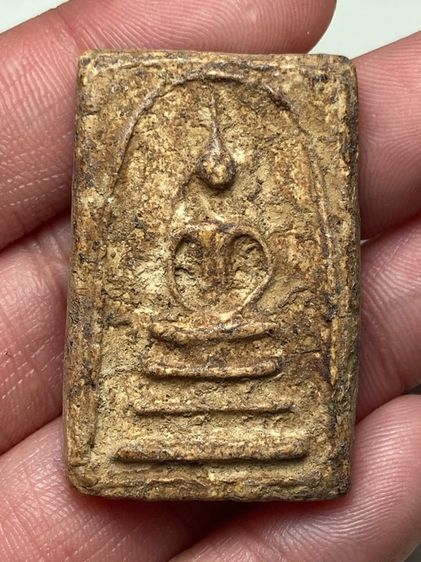 พระสมเด็จเนื้อเก่า