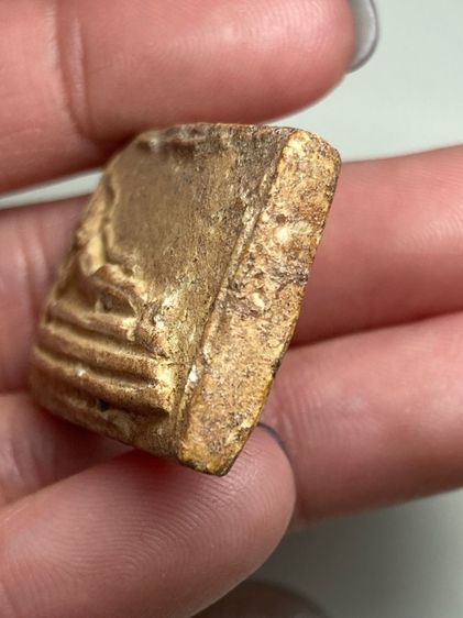 พระปางนอนเนื้อผง รูปที่ 4