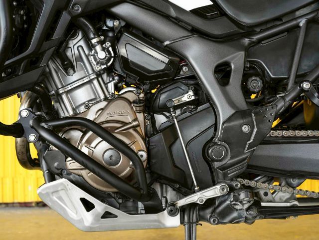 Honda Africa Twin CRF1000L รูปที่ 15