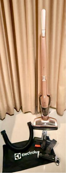  เครื่องดูดฝุ่นไร้สาย Electrolux สีโรสโกลด์ สวยหรู พร้อมอุปกรณ์ครบชุด รูปที่ 8
