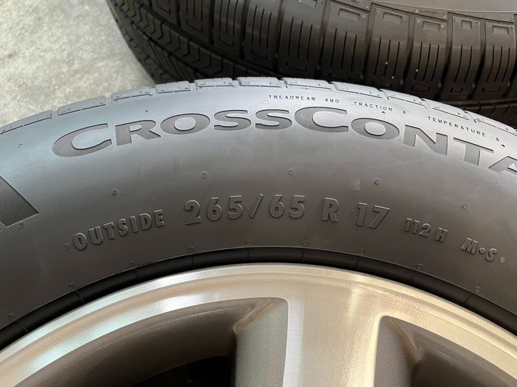 ✨ล้อแม็ก✨Toyota Fortuner ก้านใหญ่ ขอบ 17 เทาหน้าเงา พร้อมยางป้ายแดง 265-65-17 Continental💥ปี 25💥 รูปที่ 8