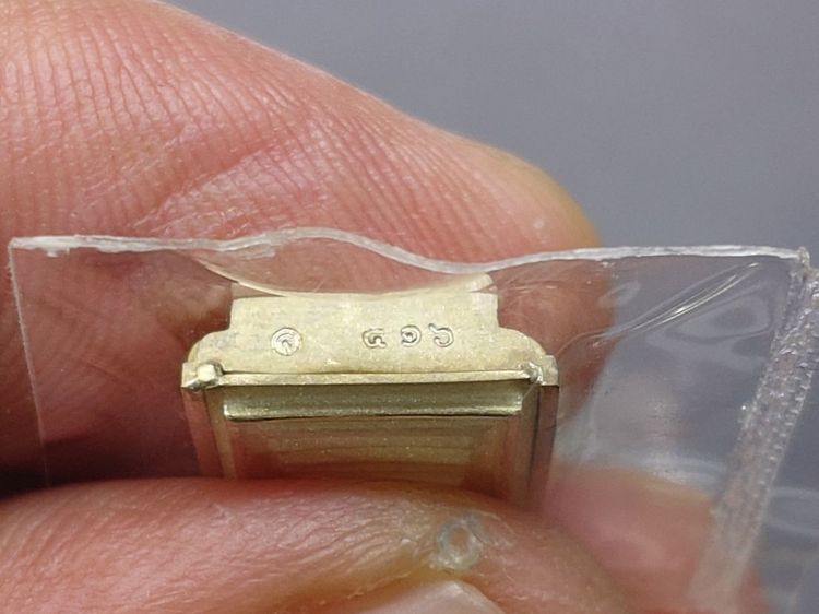 สมเด็จพระพุฒาจารย์ (โต พรหมรังสี) พิมพ์คะแนน เนื้อเงินขัดเงา พ่นทราย อนุสรณ์ ๑๒๘ ปี วัดเกศไชโย พ.ศ.2543 กล่องเดิม รูปที่ 7