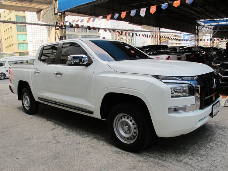 Mitsubishi Triton 2025 2.4 Pro Pickup ดีเซล ไม่ติดแก๊ส เกียร์ธรรมดา ขาว รูปที่ 2