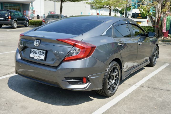 Honda Civic 2017 1.8 E i-VTEC Sedan เบนซิน ไม่ติดแก๊ส เกียร์อัตโนมัติ เทา รูปที่ 3