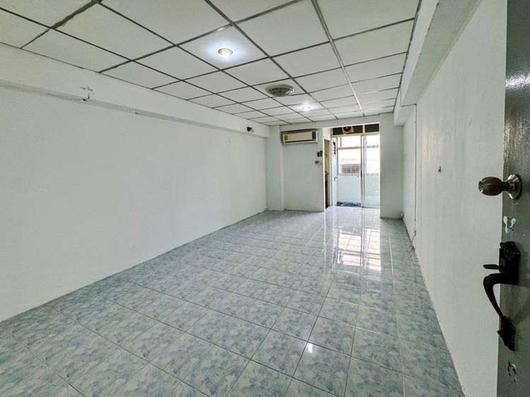 อื่นๆ ไม่อนุญาต มีบางส่วน สร้างเสร็จก่อน 2010 ขายคอนโดห้องสตูดิโอสภาพและทำเลดี ชั้น 11 อินทามระ 25 รูปที่ 4