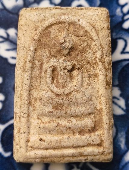 พระรูปหล่อกริ่งเนื้อเก่าค่ะ รูปที่ 2