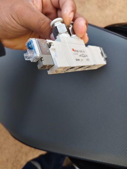  โซลินอยด์วาล์ว (Solenoid Valve) รุ่น SY7320-5LZD-02 จากผู้ผลิต SMC  รูปที่ 4